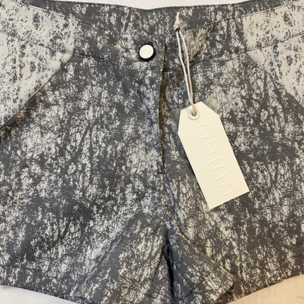 Patterned Shorts - Picture 3 of 4